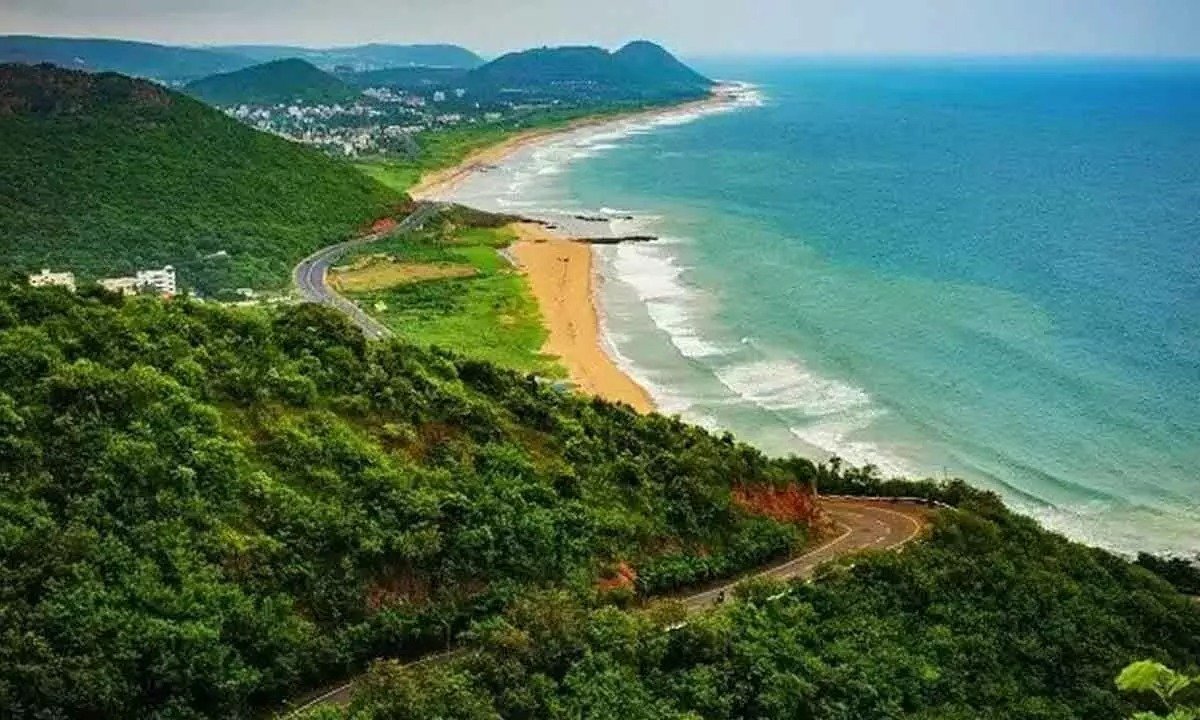 Top Reasons to Invest in Villas and Plots